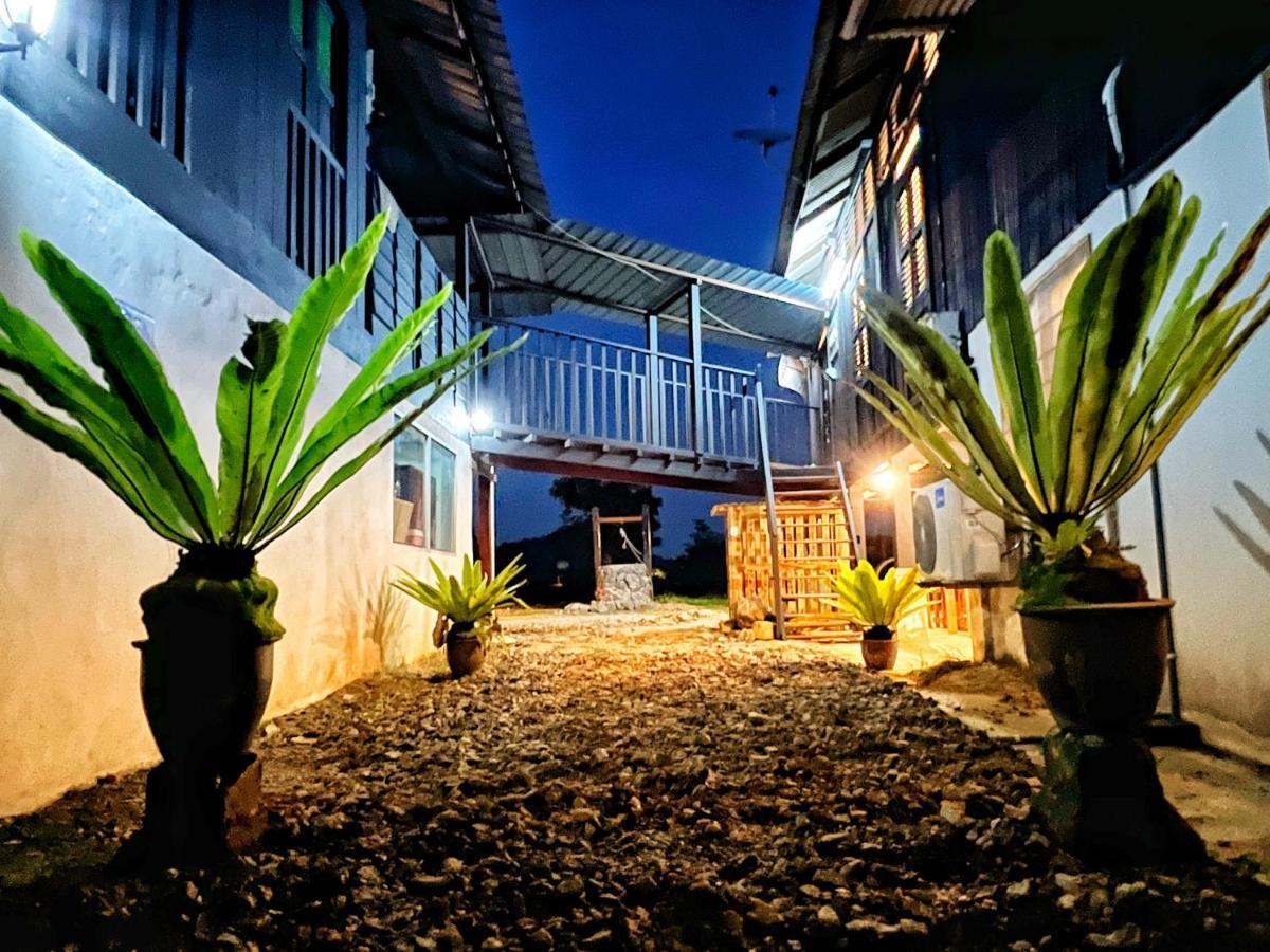 Kejora Homestay Kangar Exterior foto