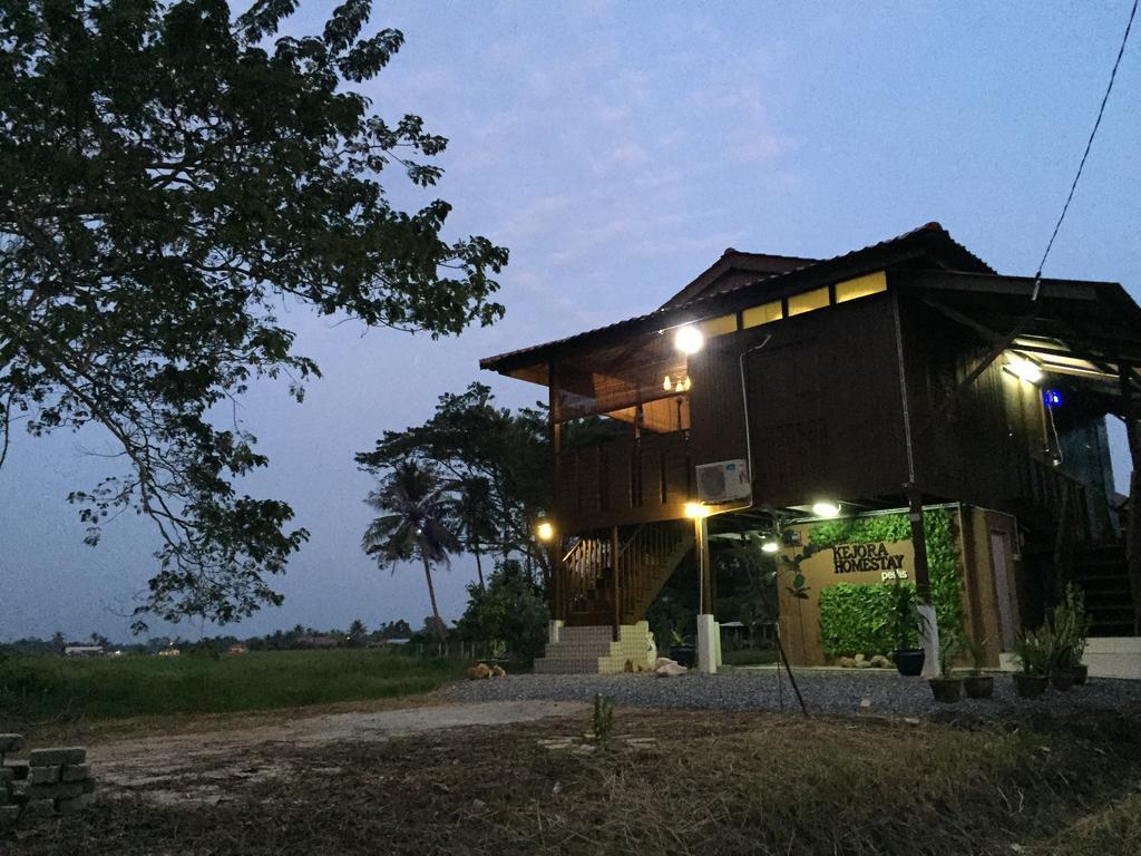 Kejora Homestay Kangar Exterior foto